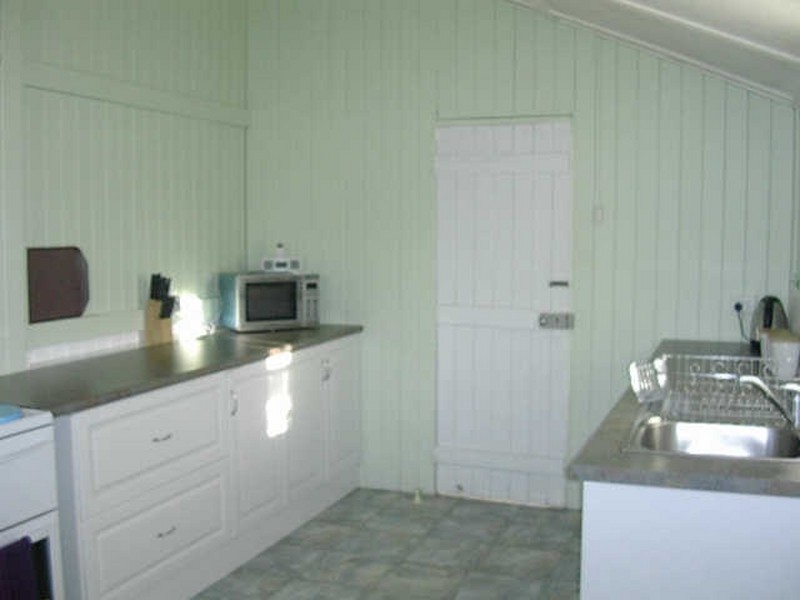 72 QUEEN STREET, Gayndah QLD 4625