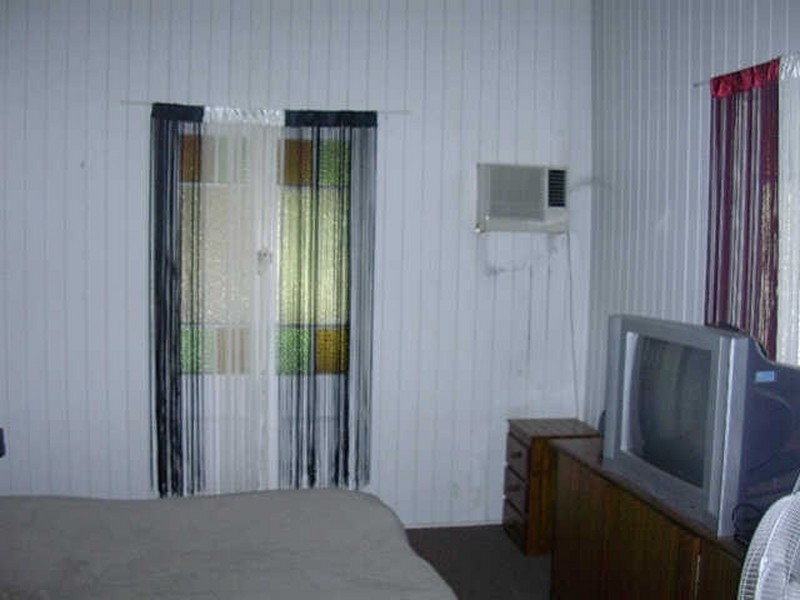 72 QUEEN STREET, Gayndah QLD 4625