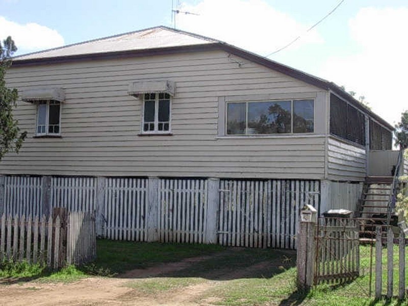 72 QUEEN STREET, Gayndah QLD 4625