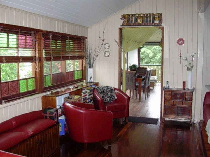 19 Bridge Street, Gayndah QLD 4625