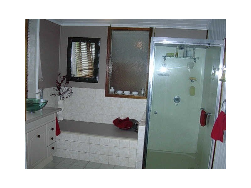 19 Bridge Street, Gayndah QLD 4625