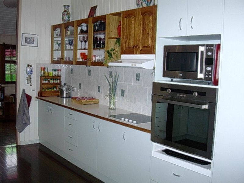 19 Bridge Street, Gayndah QLD 4625