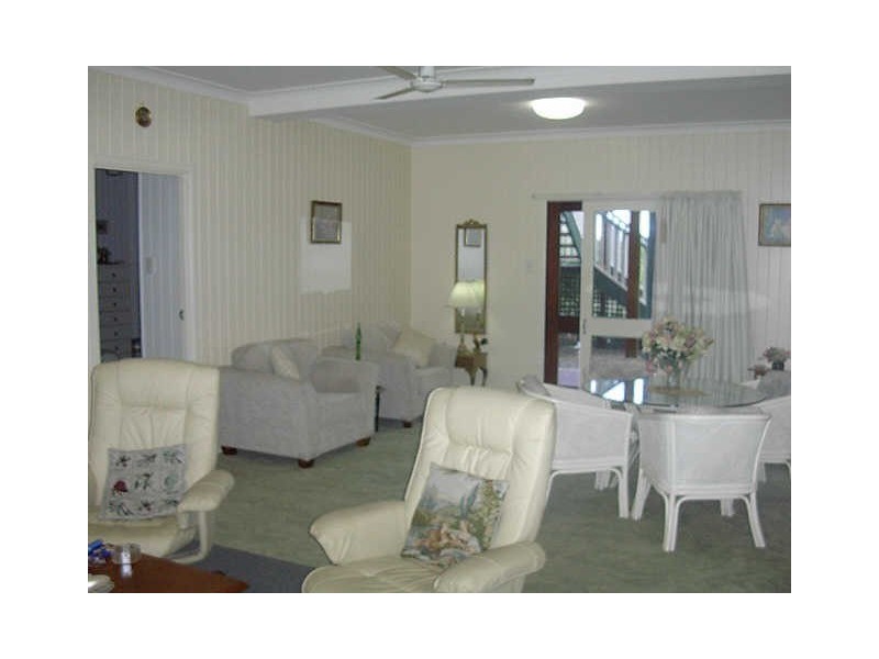 19 Bridge Street, Gayndah QLD 4625