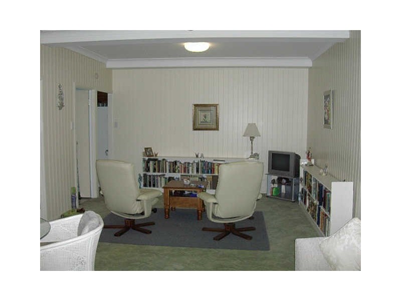 19 Bridge Street, Gayndah QLD 4625