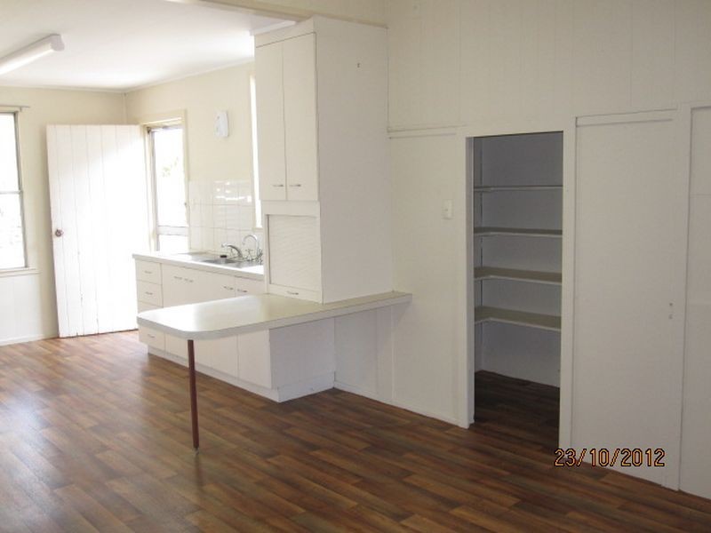 86 Meson Street, Gayndah QLD 4625