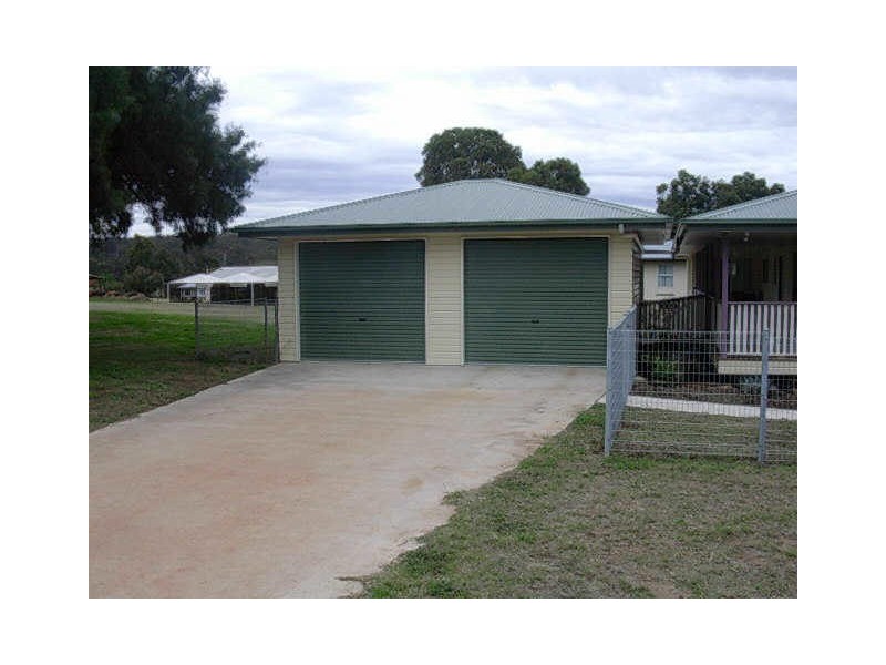 13 GOLDEN SPUR STREET, Eidsvold QLD 4627