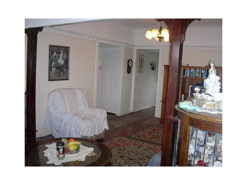 12 Elizabeth Street,, Biggenden QLD 4621