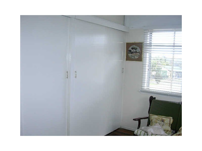 12 Elizabeth Street,, Biggenden QLD 4621