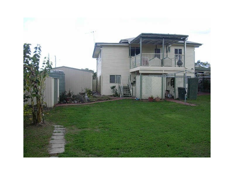 12 Elizabeth Street,, Biggenden QLD 4621