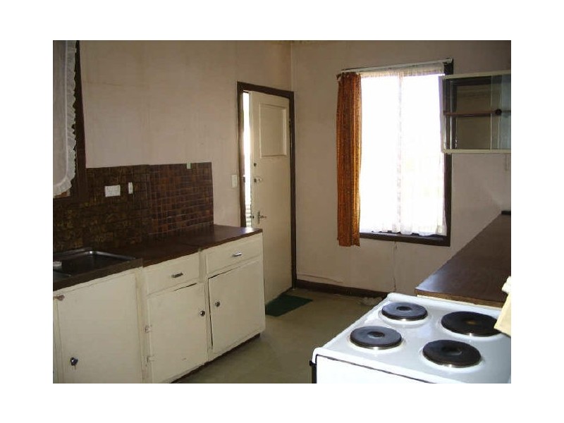 28 Duryea Street, Port Clinton SA 5570