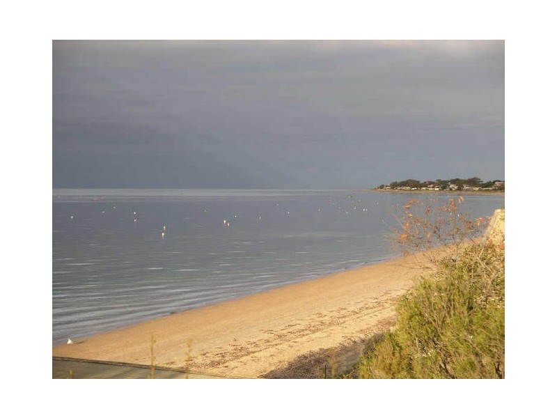 7 Harvey Crescent, Black Point SA 5571