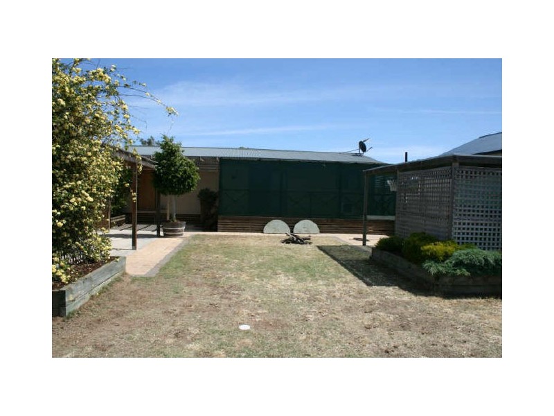 32 Mesnil Drive, Port Clinton SA 5570