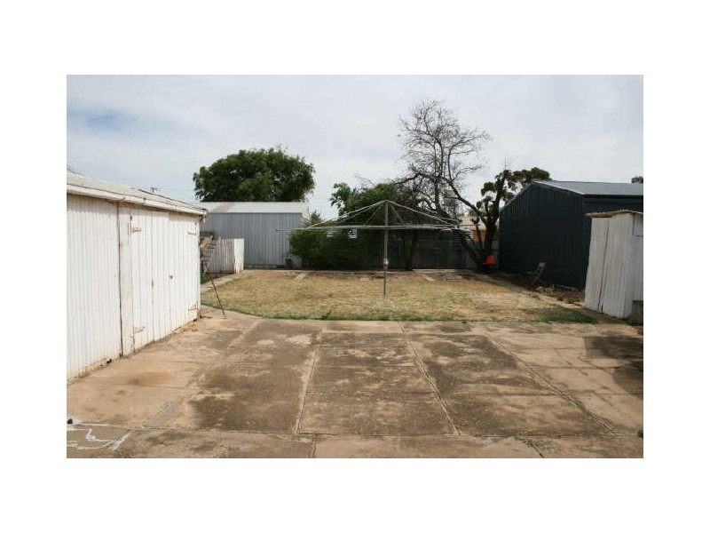 1 B Yoolamardy Parade, Port Clinton SA 5570