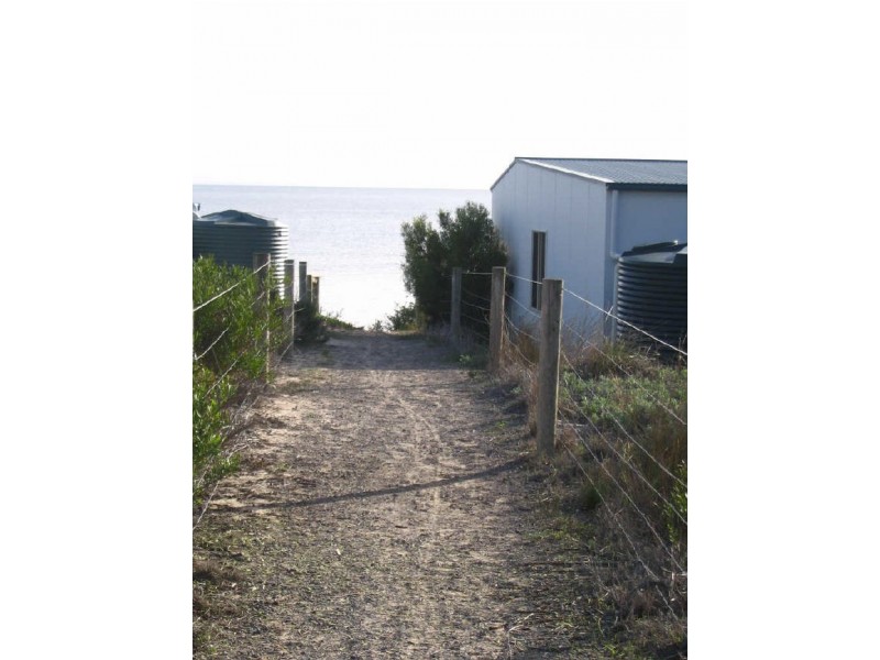 Lot 92 Black Point Drive, Black Point SA 5571