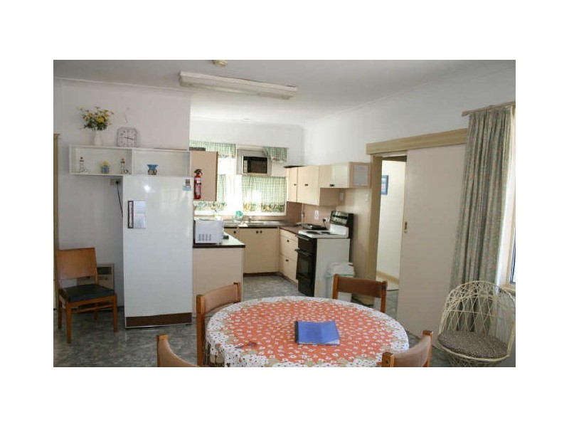 16 Davey Road, Rogues Point SA 5571