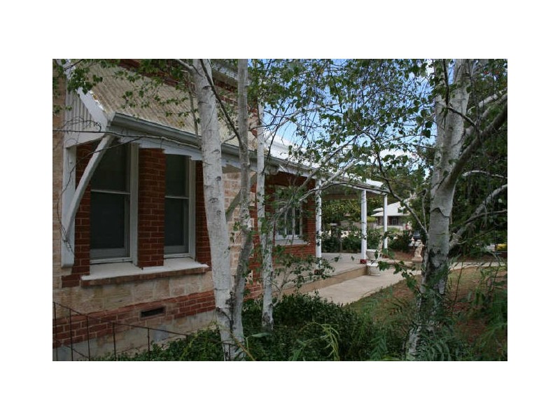 11 Elizabeth Street, Maitland SA 5573
