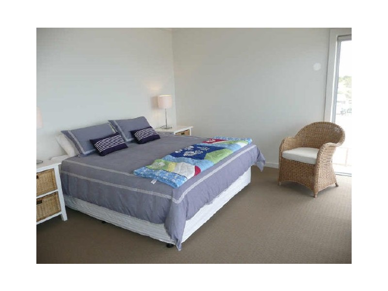 2/151a Harvey Crescent, Black Point SA 5571
