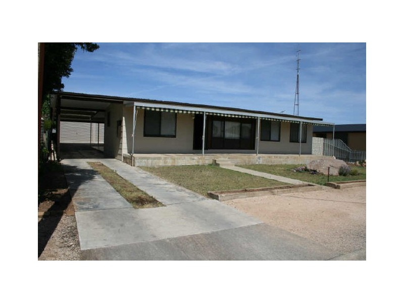 4 Wardang Avenue, Maitland SA 5573