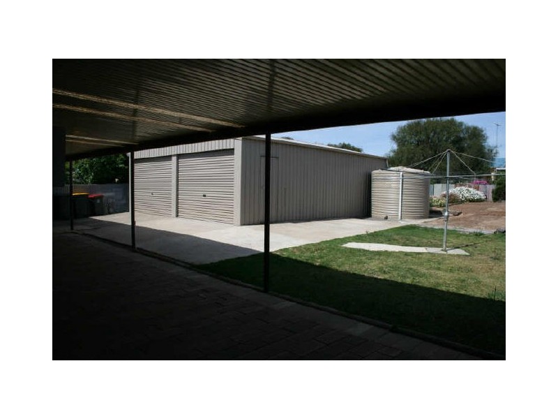 4 Wardang Avenue, Maitland SA 5573