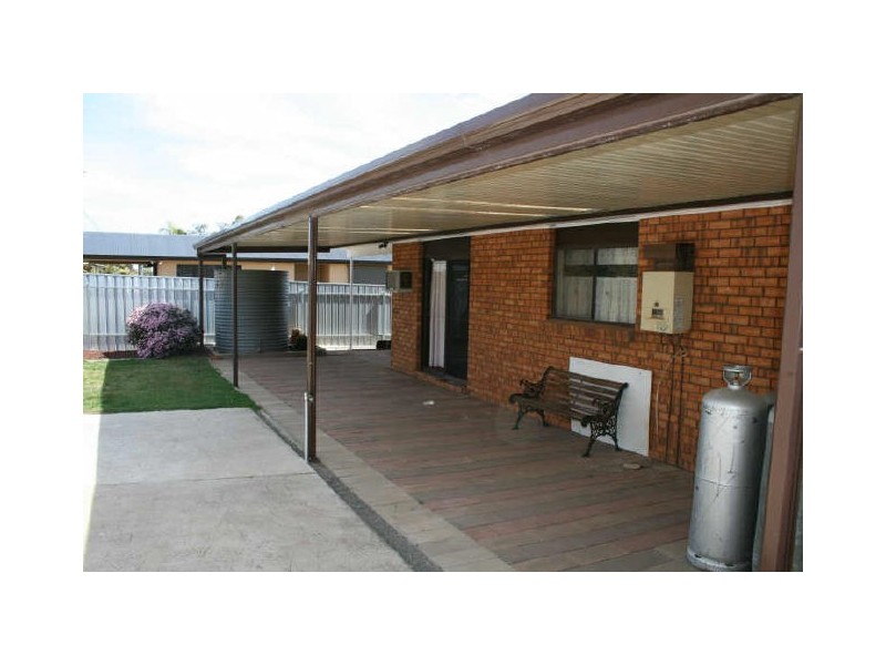 4 Wardang Avenue, Maitland SA 5573