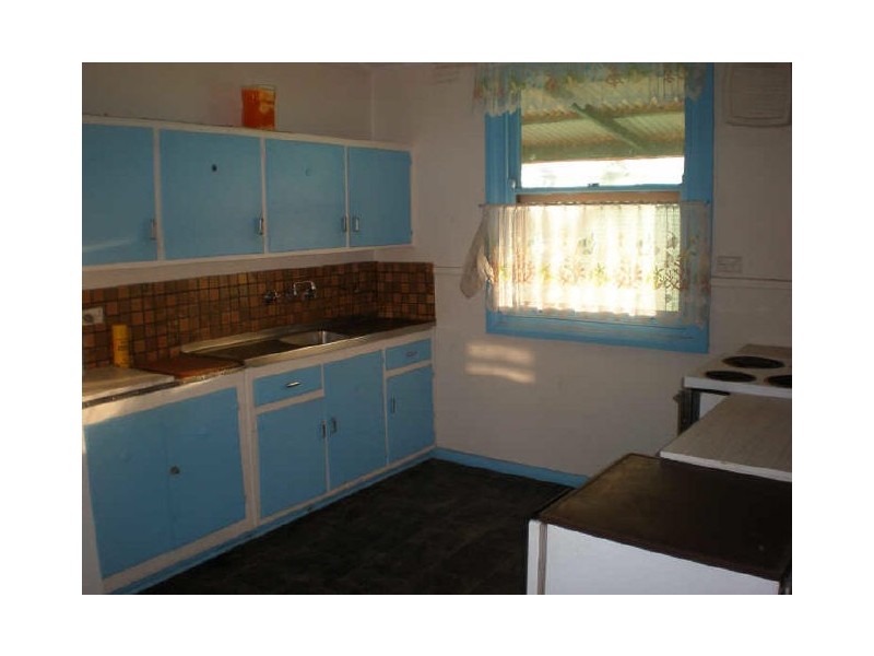 22 Cooper Street, Port Clinton SA 5570