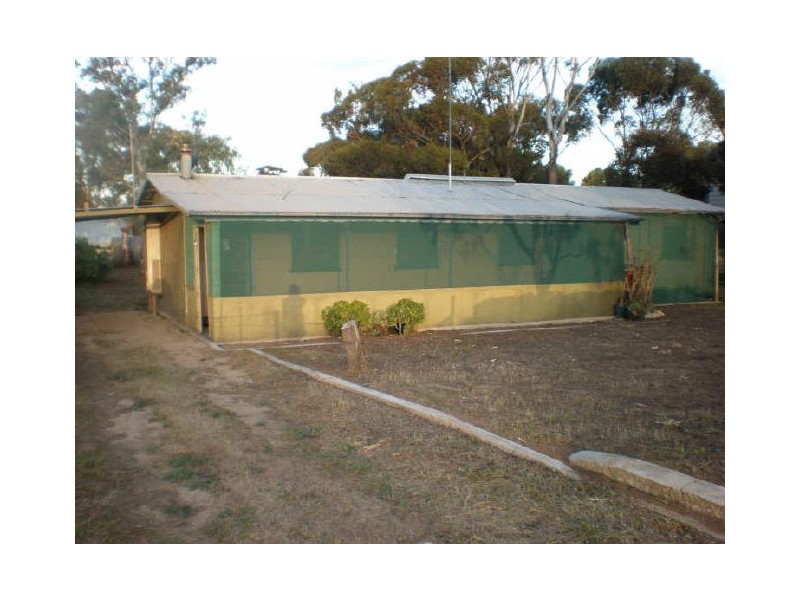 22 Cooper Street, Port Clinton SA 5570