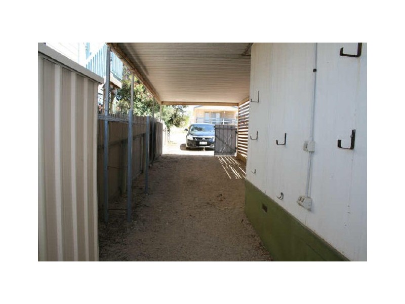 18 Barton Road, Tiddy Widdy Beach SA 5571