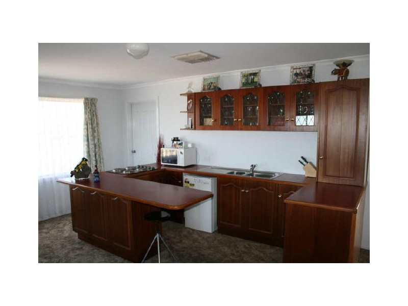 27 Grahn Road, James Well SA 5571