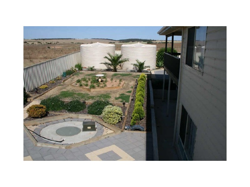 27 Grahn Road, James Well SA 5571