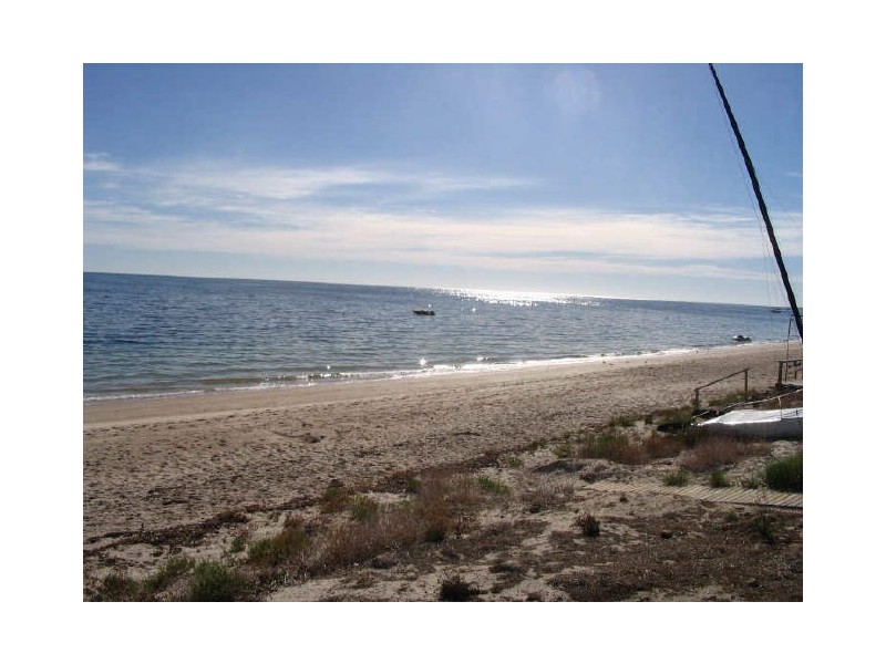 85 Black Point Drive, Black Point SA 5571