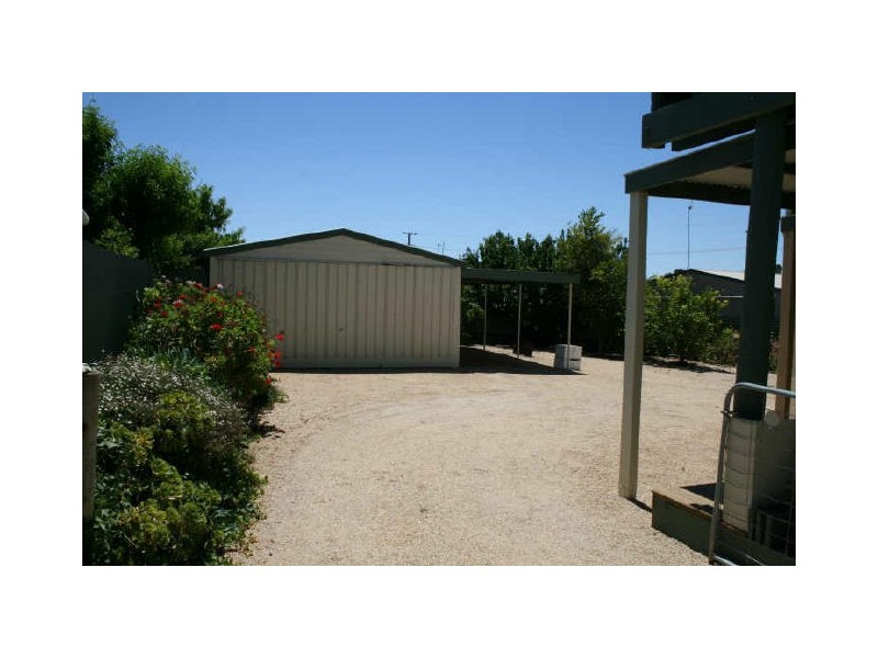 5 Chapman Road, Rogues Point SA 5571