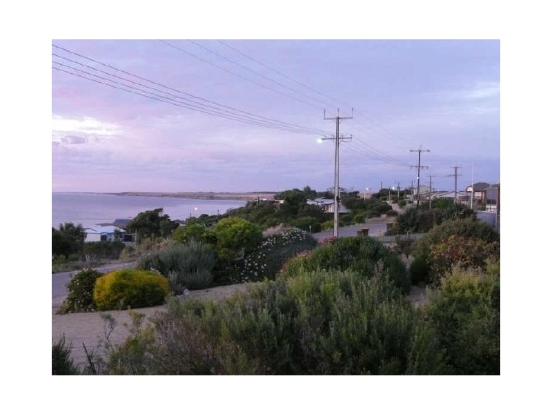 5 Chapman Road, Rogues Point SA 5571