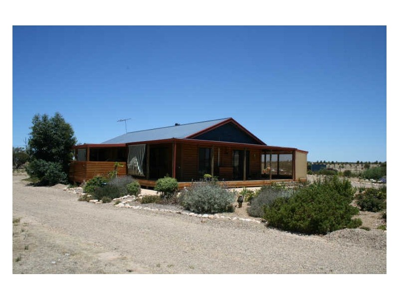 2 Falie Drive, Price SA 5570