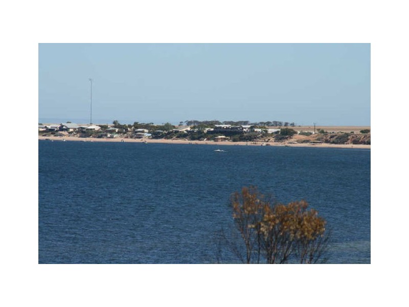 83 Main Coast Road, Pine Point SA 5571
