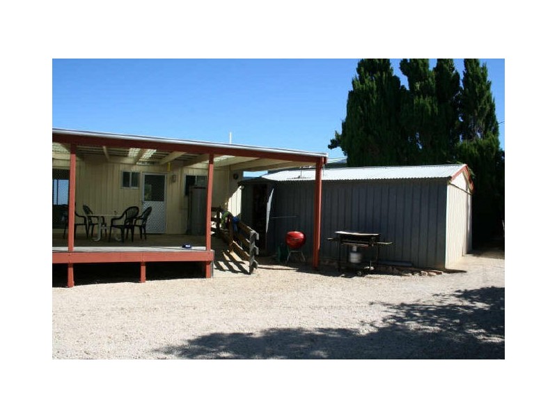 83 Main Coast Road, Pine Point SA 5571