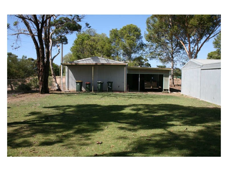 6 Wandilta Terrace, Port Clinton SA 5570