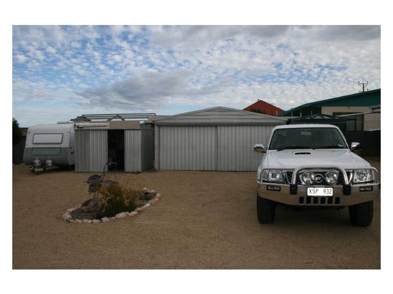 17 Main Coast Road, Ardrossan SA 5571