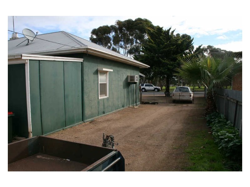 17 Maitland Terrace, Maitland SA 5573