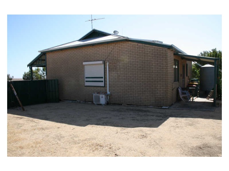 6 Main Coast Road, Price SA 5570