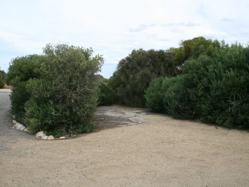 106 Black Point Drive, Black Point SA 5571