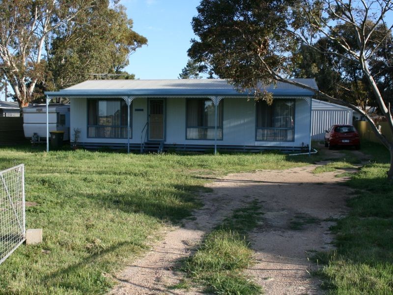4 Wandilta Terrace, Port Clinton SA 5570