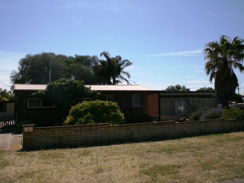 12 Wells Terrace, Price SA 5570