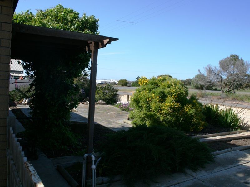 12 Wells Terrace, Price SA 5570