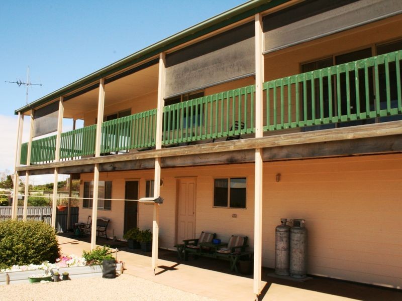 5 Esther Lane, Port Julia SA 5575
