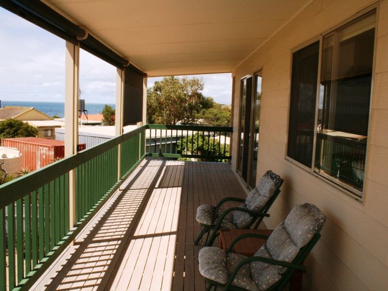 5 Esther Lane, Port Julia SA 5575
