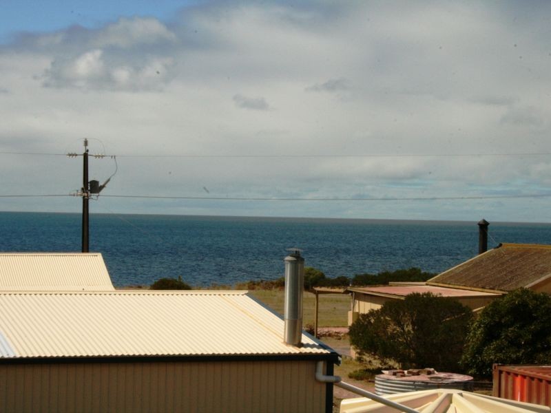 5 Esther Lane, Port Julia SA 5575