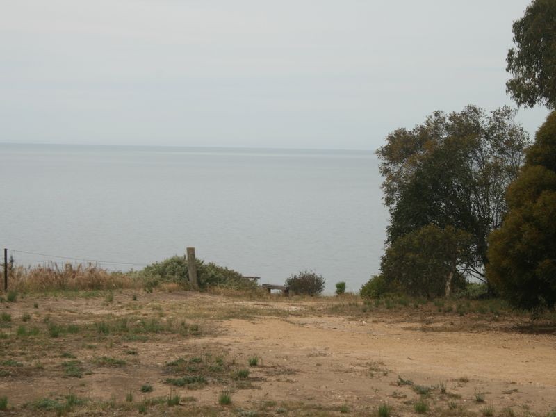 Lot/114 Black Point Drive, Pine Point SA 5571