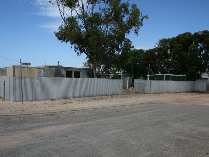 11 Yoolamardy Parade, Port Clinton SA 5570