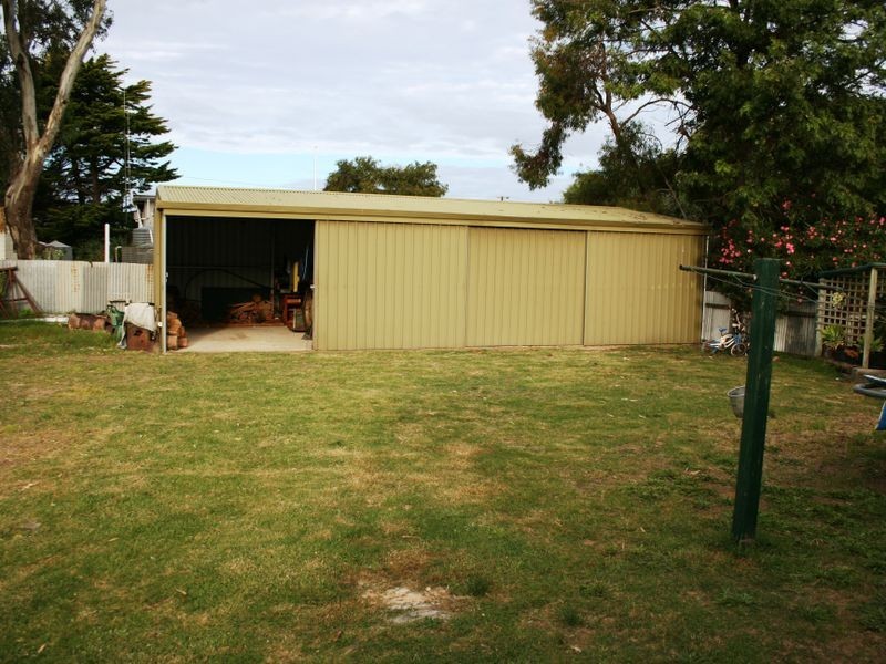 43 Main Street, Pine Point SA 5571