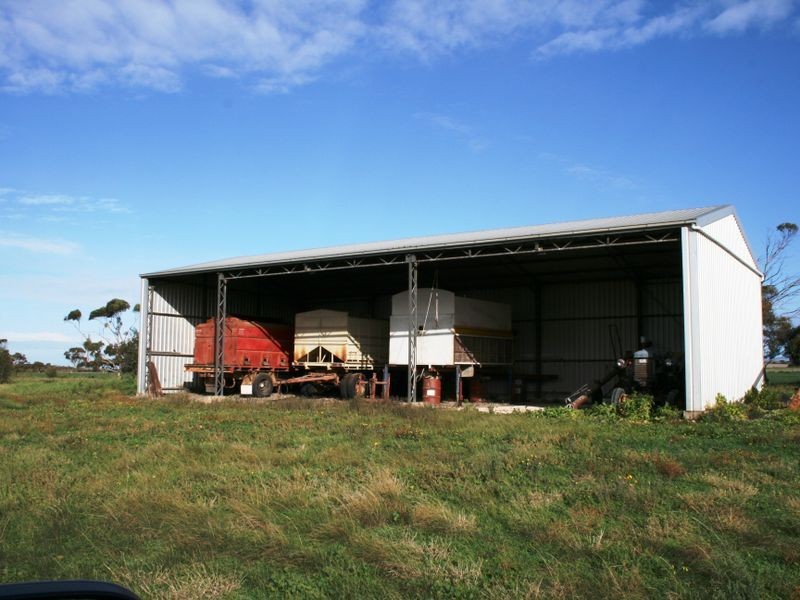 Sec 30 & 3 Hundred of Clinton, Price SA 5570